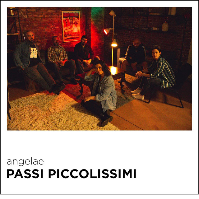 alt="copertina album Angelae passi piccolissimi