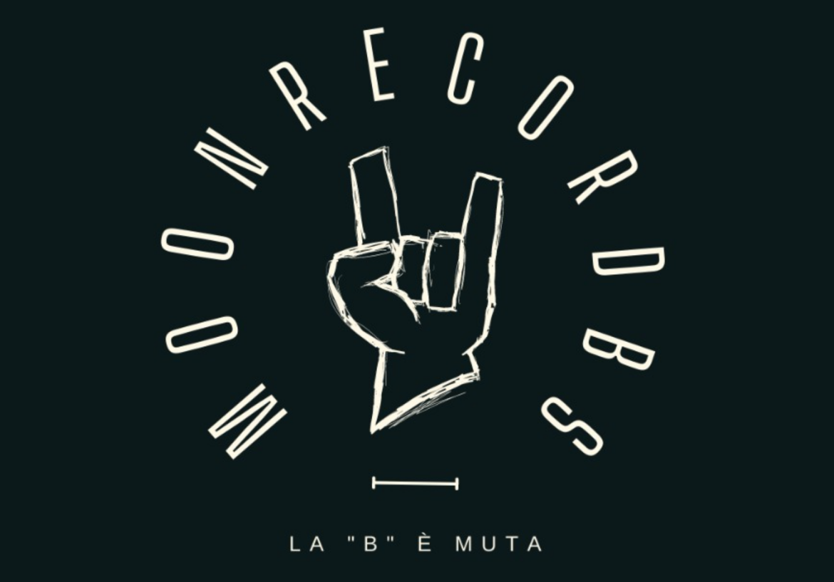 logo etichetta moonrecordbs gesto rock in bianco e nero